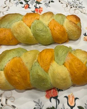 Bell pepper dough bread